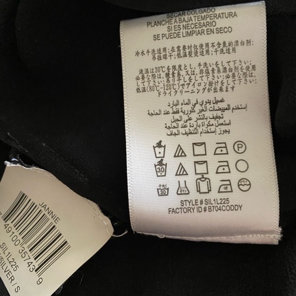 BCBG silk top - Picture 6 of 6